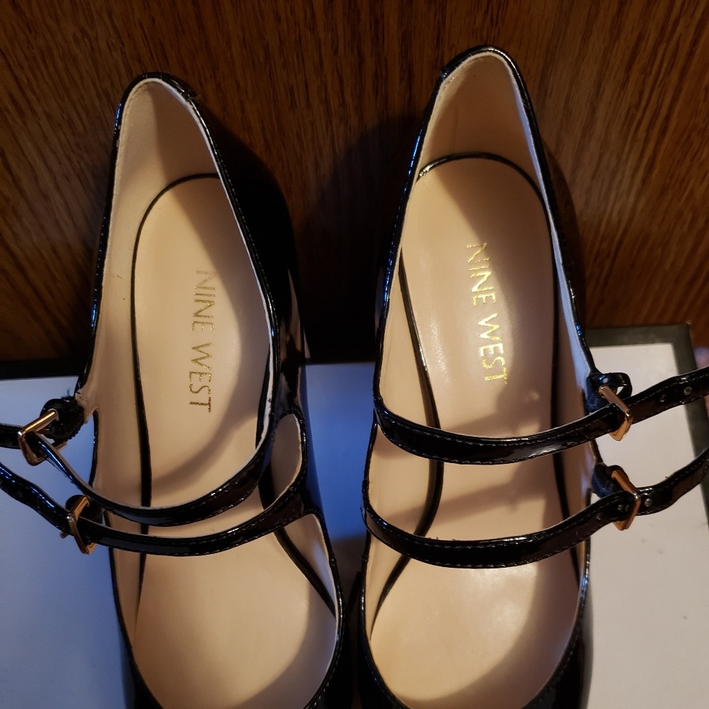 Nine West Mary Janes size 5.5